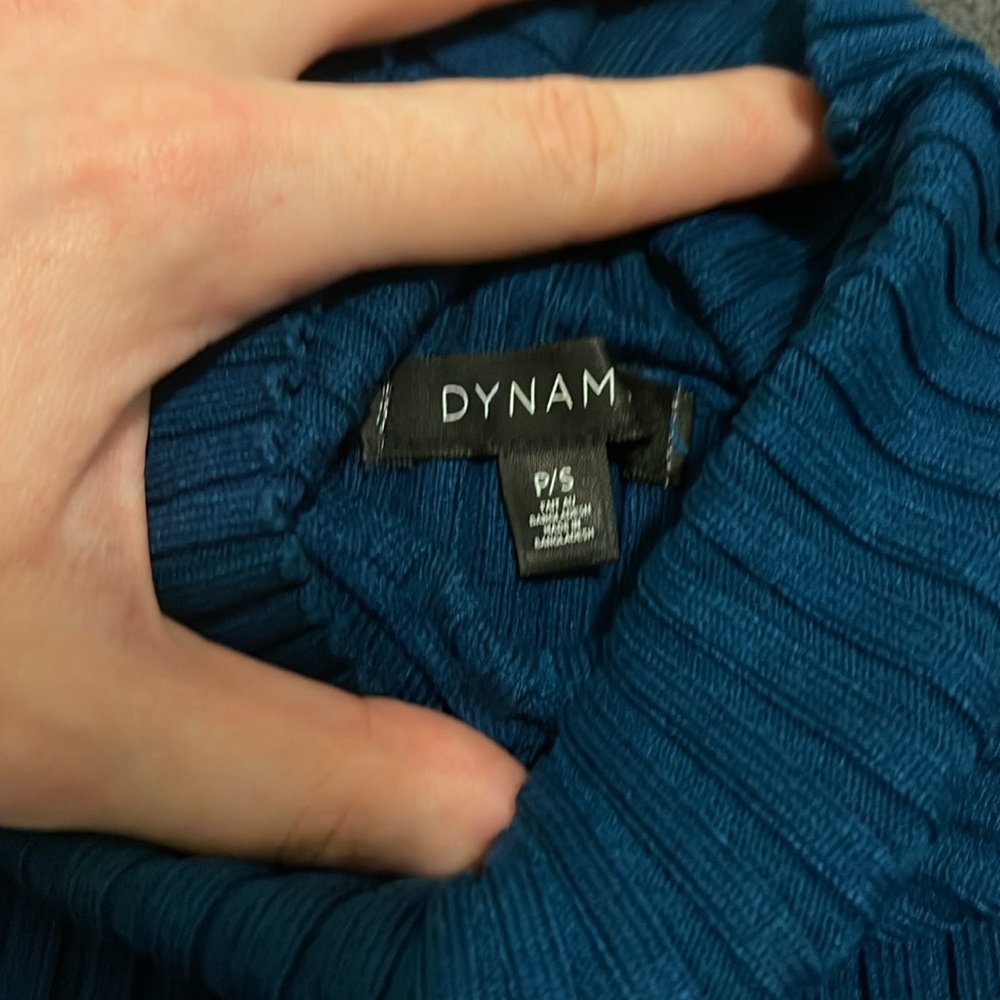 Dynamite turtleneck - Picture 2 of 3